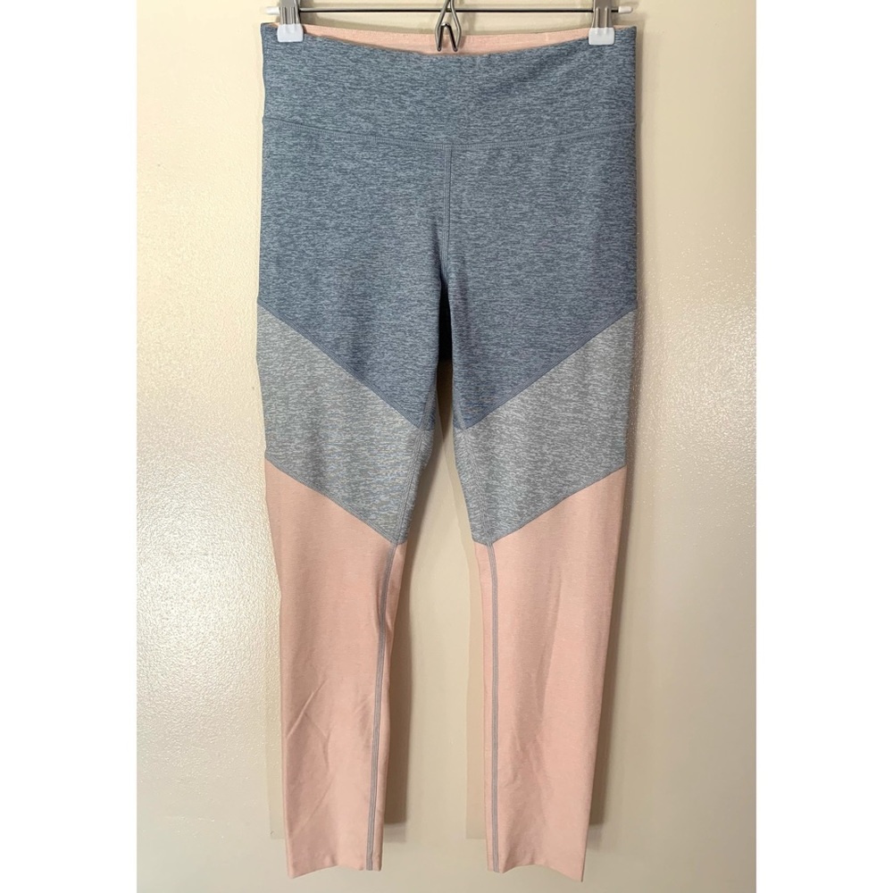 Outdoor Voices • M • 7/8 Springs Legging Lake Dove Rose Quartz